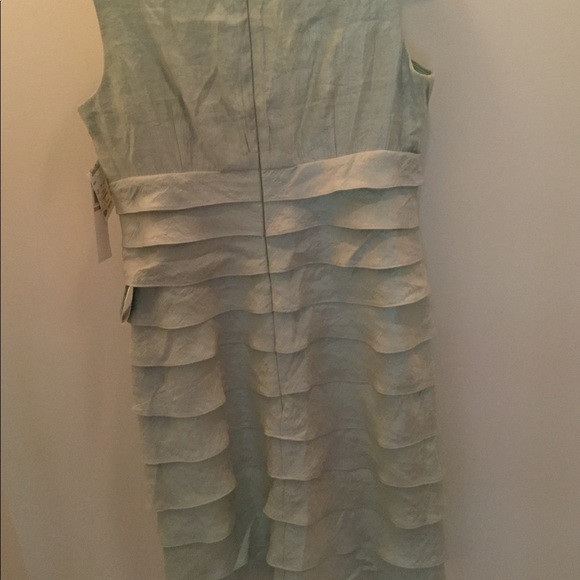 Dress - Picture 4 of 5